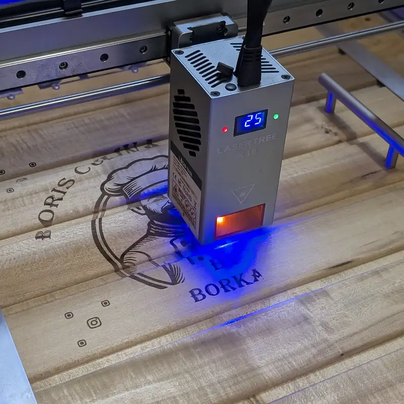 Znakowanie laserowe elementów drewnianych